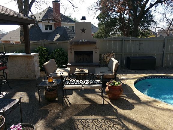 4th image of 3209 Chaucer Ln