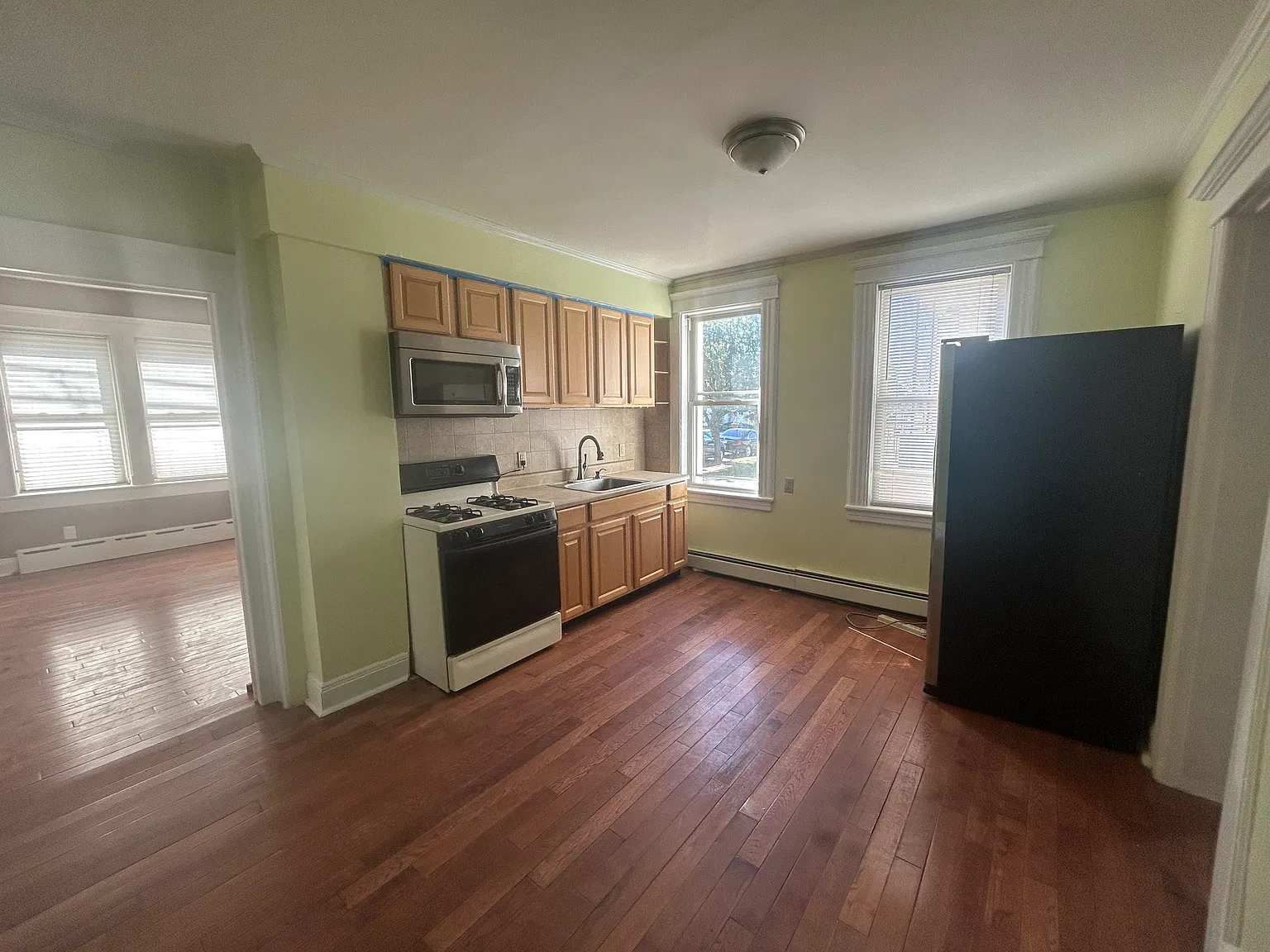 1 bed, $2,100 — Photo 1