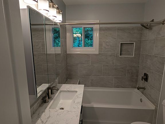 Refinished tile bathroom