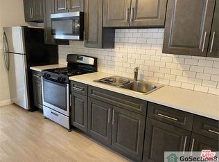 1070 N Stone St, Los Angeles, CA 90063