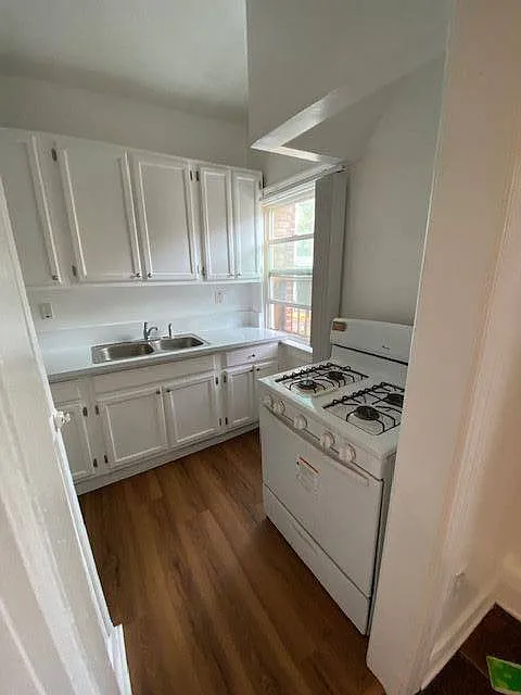 Floor plan Studio. 1 Bath. 0 Half