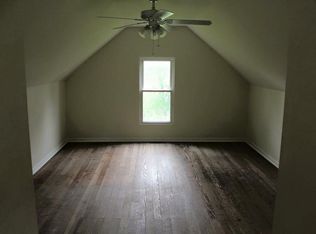 19822 Colfax St, Lowell, IN 46356