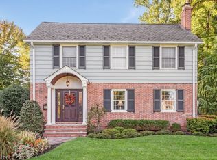 840 Shadowlawn Dr, Westfield, NJ 07090