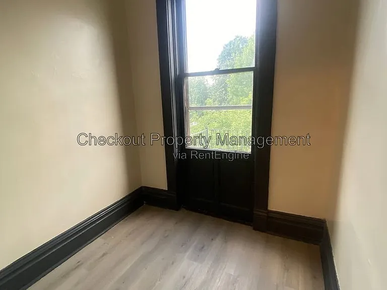 2754 Accomac St — Photo 8
