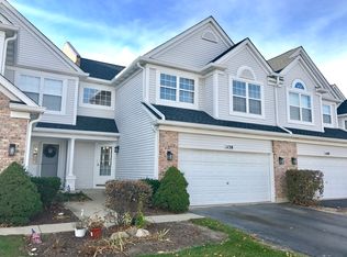 1138 Lillian Ln, West Chicago, IL 60185
