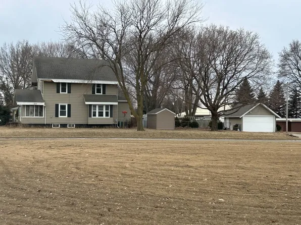 705 S Kiel St, Holstein, IA 51025