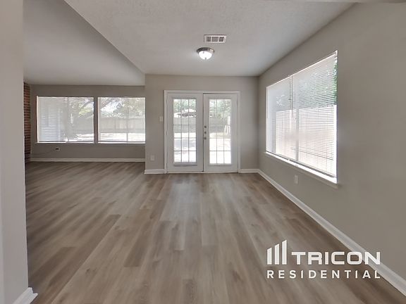 5th image of 7434 Tetela Dr