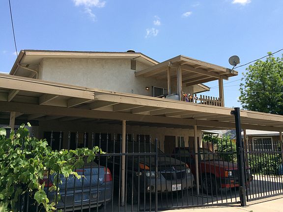 2nd image of 719 S. Garden #1-4