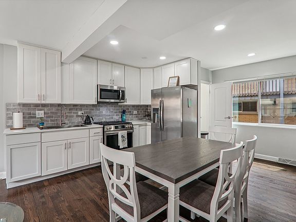 4th image of 1506 Willow Ave