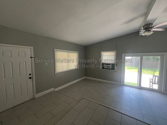 4th image of 4819 State St