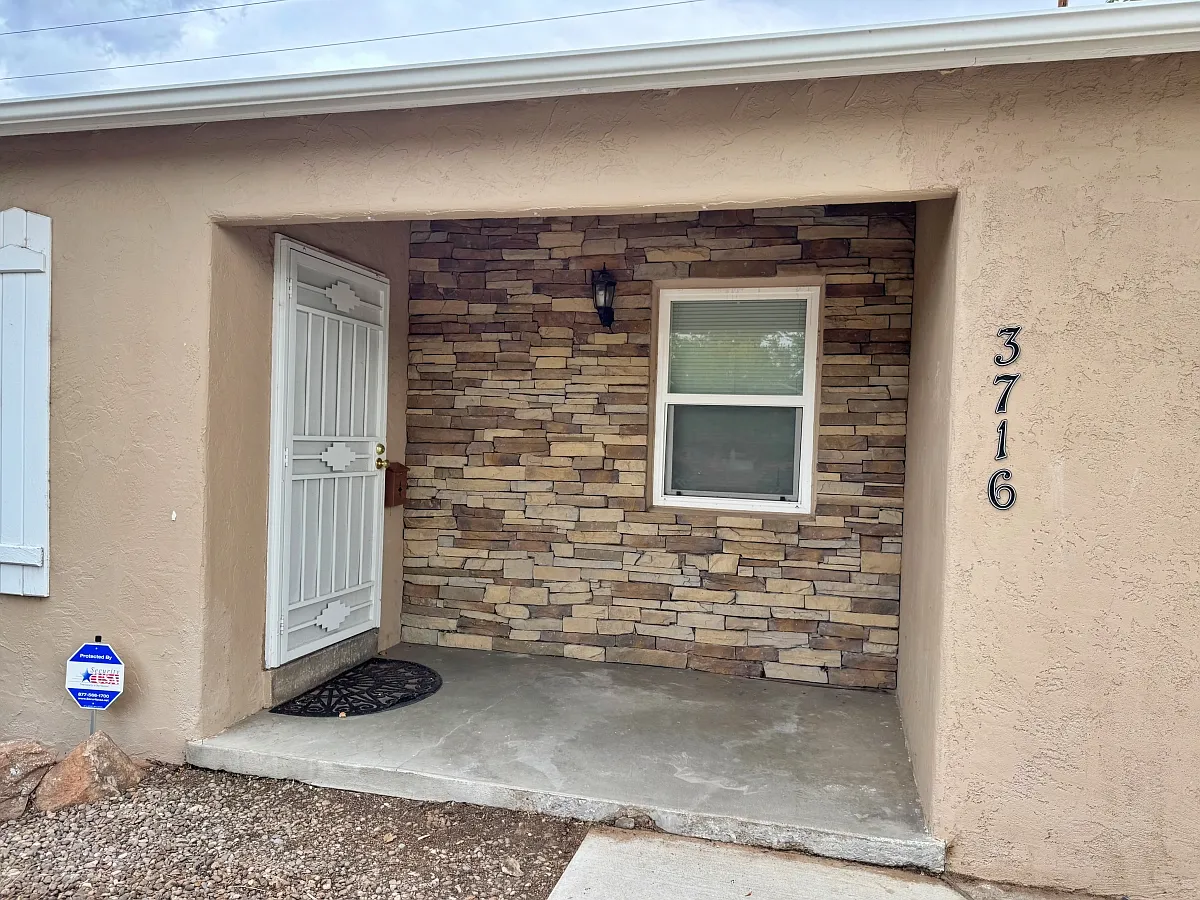 3 bed, 1670 sqft, $2,100 — Photo 3