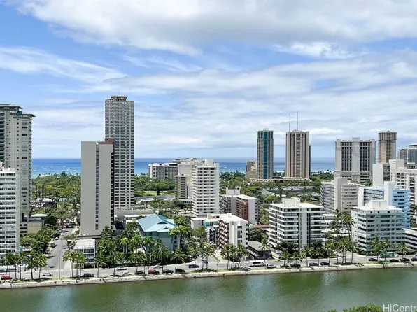 500 University Ave APT 2401, Honolulu, HI 96826