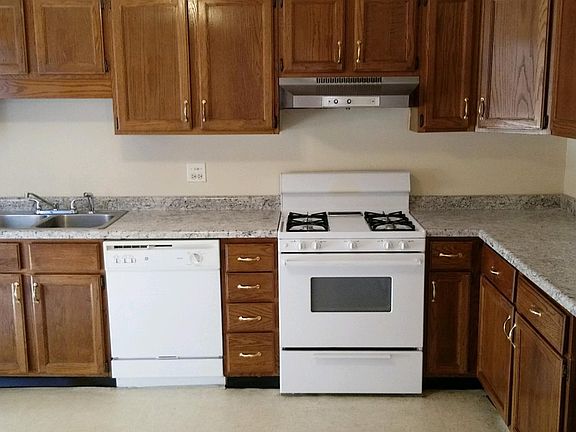 3rd image of 6457 N Bell Ave #3E