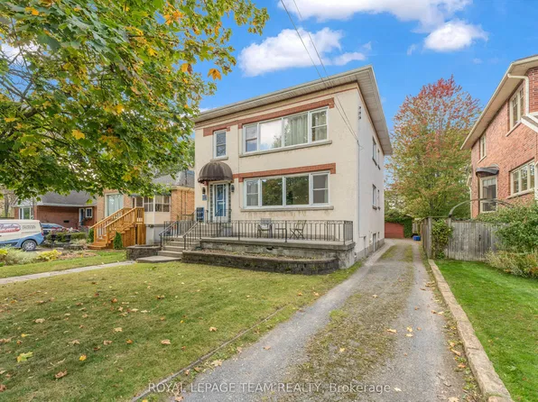 418 College St, Kingston, ON K7L 4M7