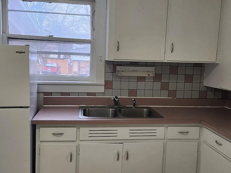 1829 Prospect St #1 — Photo 10
