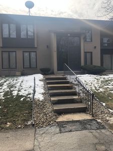 1100 Holbrook Rd APT E, Homewood, IL, 60430