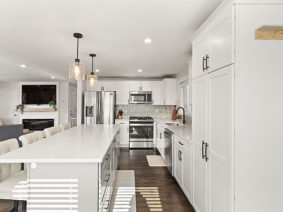 5th image of 7 Manning Rd