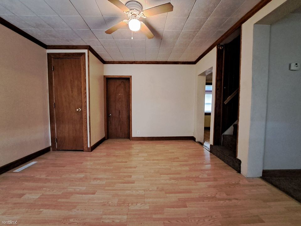 Front room (3)