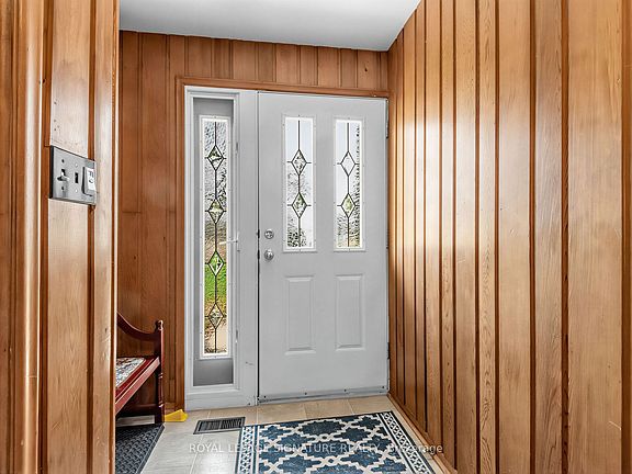 5th image of 62 Dukinfield Cres