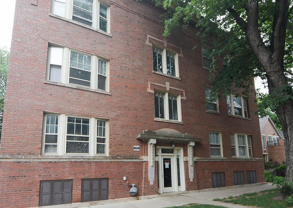 1st image of 1970 W Winona St Unit 3