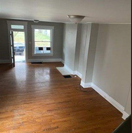 3rd image of 169-171 Midland Ave #1