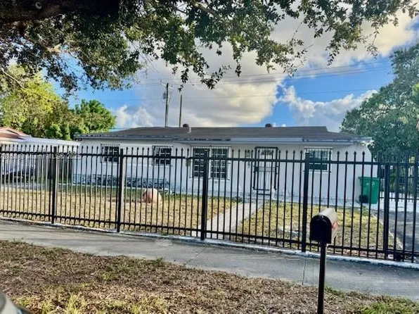 4800 NW 191st St, Opa Locka, FL 33055