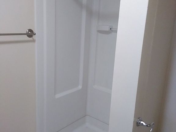 5th image of 49 Union St APT 3