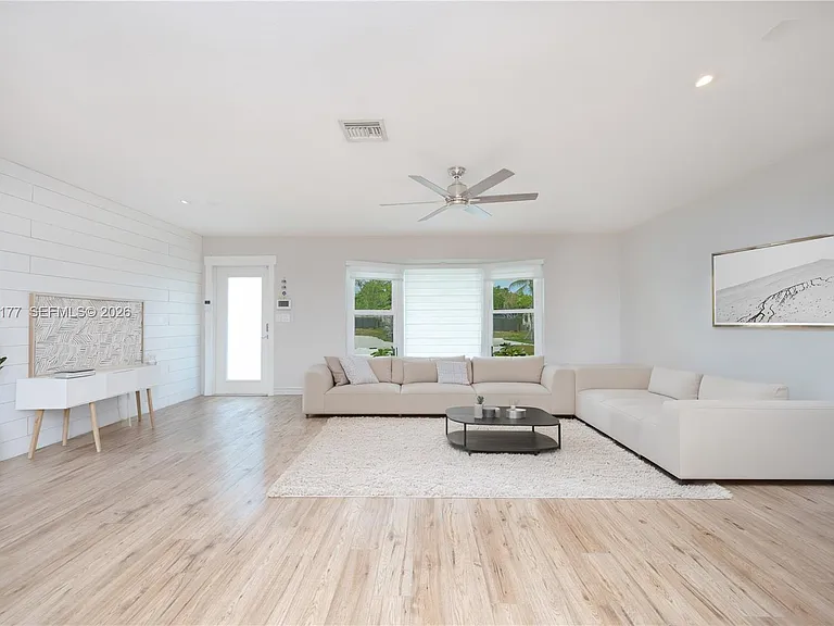 19431 Franjo Rd — Photo 12