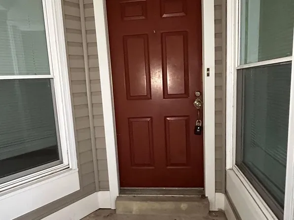 2919-F S Woodstock St #F, Arlington, VA 22206