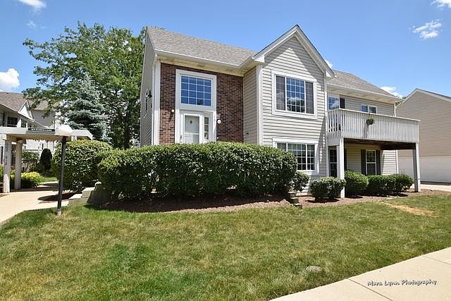 1st image of 701 E Victoria Cir #701