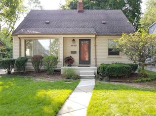 1450 Edgewood Ave, Birmingham, MI 48009
