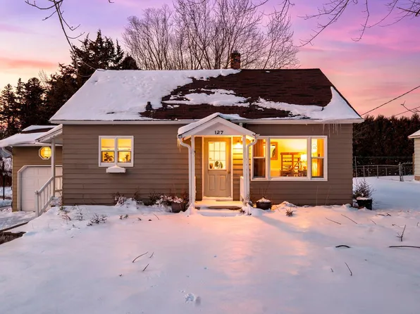 127 State St W, Dresser, WI 54009