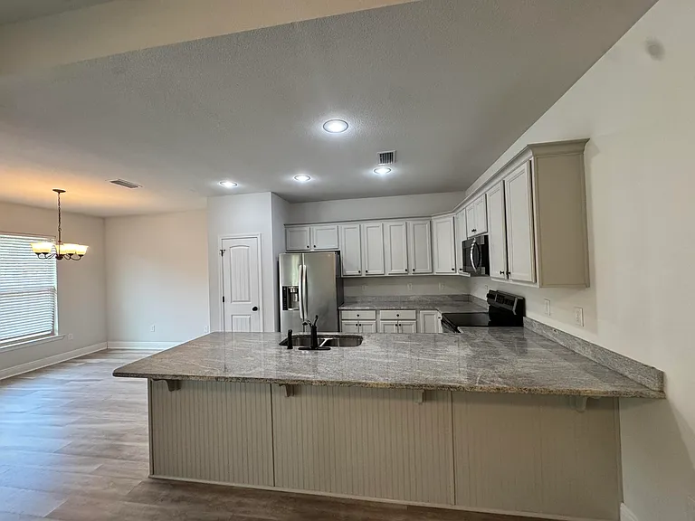 5723 Maggie Rose Cir — Photo 2