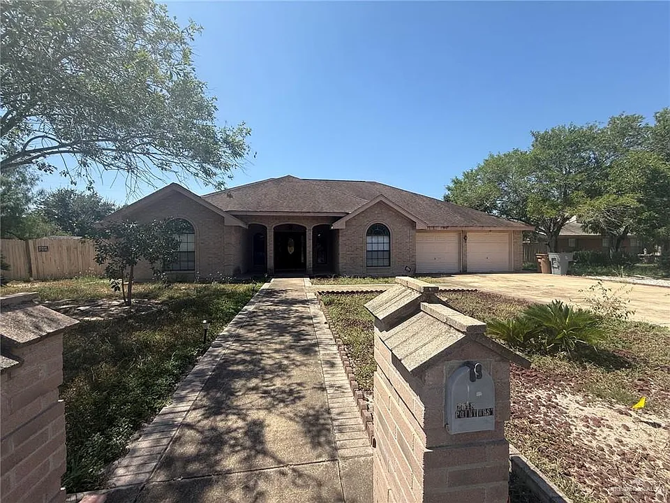 2010 Point West Dr