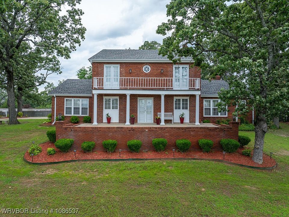 1st image of 7315 Riviera Dr