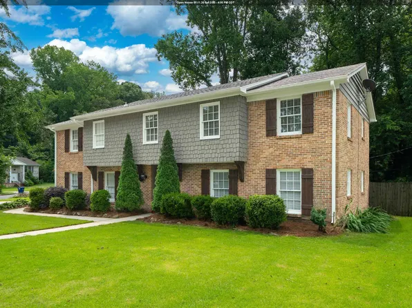 2400 Meadowlark Dr, Birmingham, AL 35226