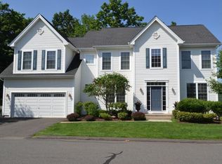 21 Revere Cir, Southbury, CT 06488