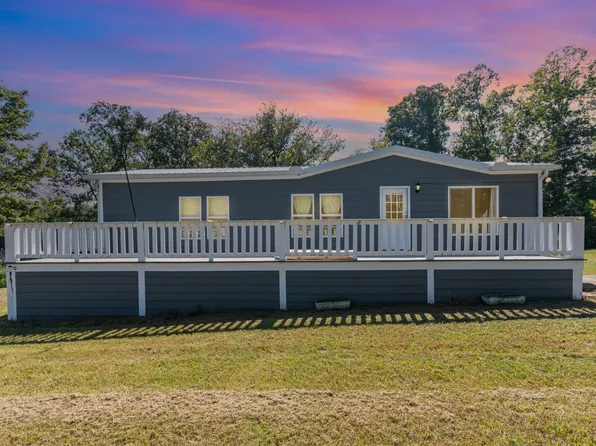 1014 Dogwood Ln, Kingston Springs, TN 37082