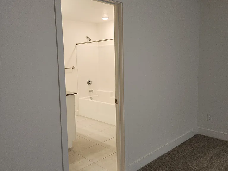 924 S 850 W #1 — Photo 14