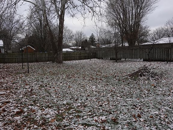 4th image of 1741 32nd St SE