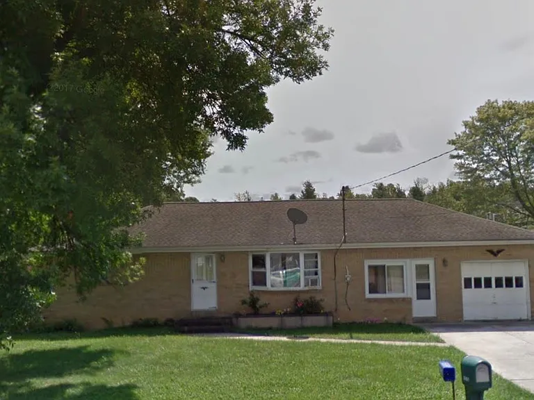3661 Sowles Rd — Photo 1