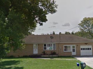 3661 Sowles Rd, Hamburg, NY 14075