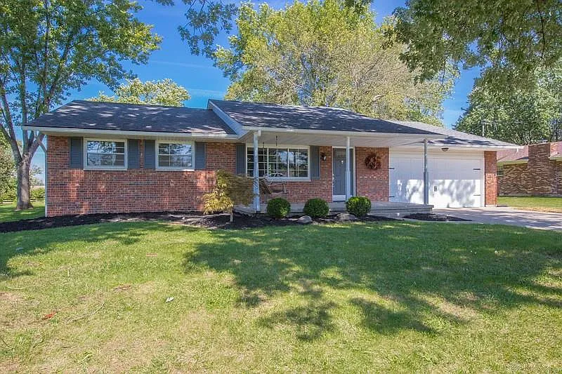 391 Chamberlain Rd photo 1