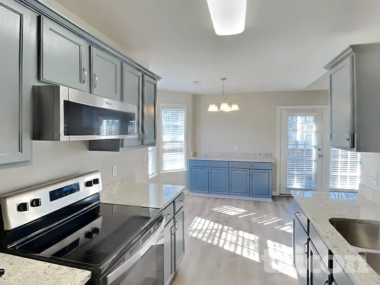 123 Homestead Pl — Photo 6