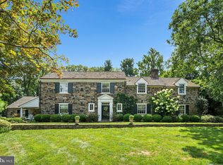 2 Fairview Dr, Saint Davids, PA 19087