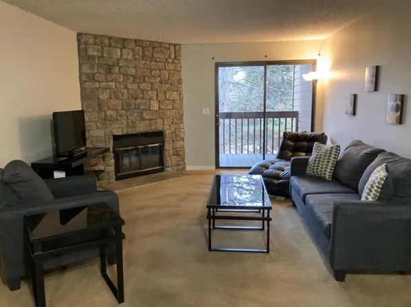 433 Wright St APT 103, Lakewood, CO 80228