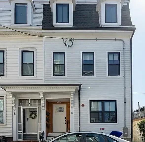 8 Viking St #3 — Photo 9