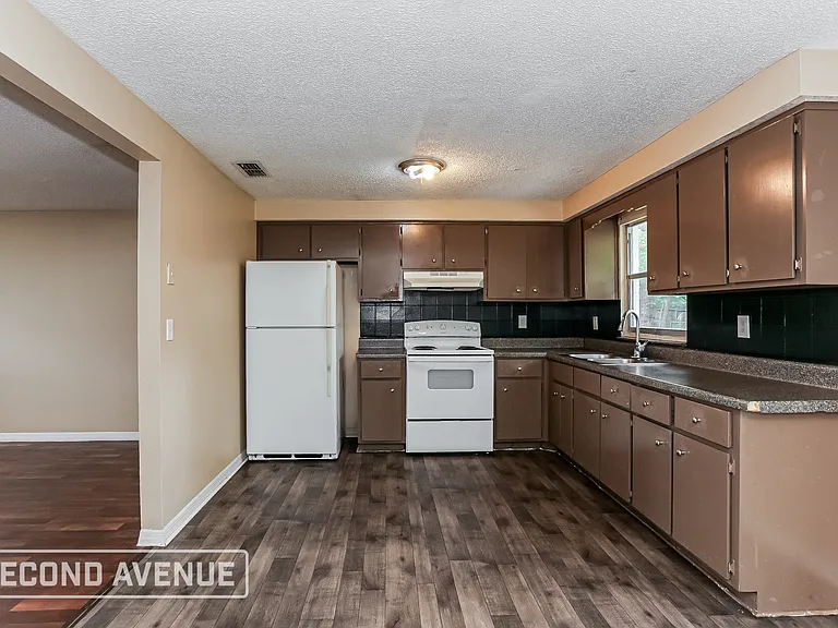 5939 Pueblo Ct — Photo 5