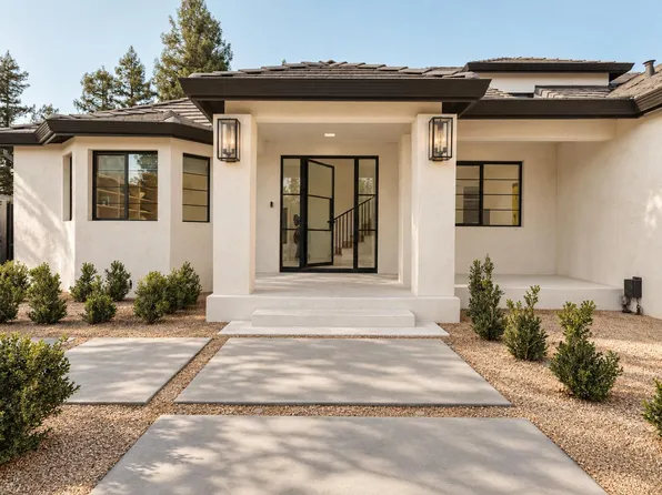 609 Bing Way, Modesto, CA 95356