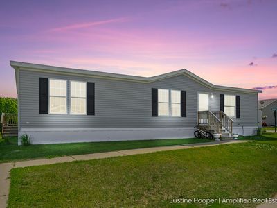 981 Pinecreek, Middleville, MI, 49333